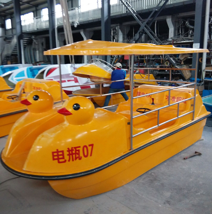 4人雙黃鴨電動(dòng)船