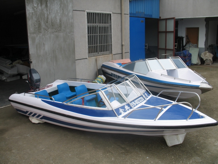 468敞開式快艇