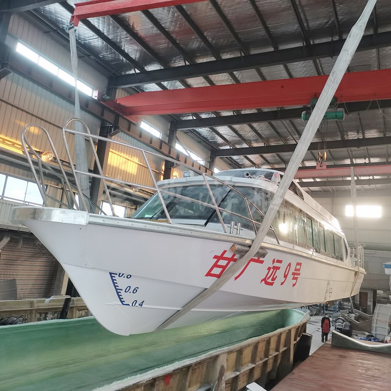 廠家供應(yīng)玻璃鋼客船，巡邏艇，交通艇，公務(wù)接待艇，觀光艇，游艇